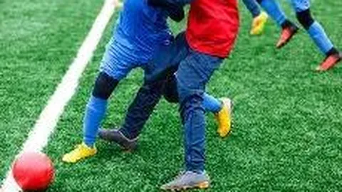 哈兰德英超主场对利物浦连四场进球，创历史第三人纪录